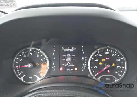 2018 Jeep Renegade Latitude 4X4 from USA, damaged, VIN ZACCJBBB3JPH40903